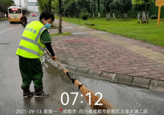 新都最新保洁重塑城市清洁新面貌，清洁新都焕然一新！