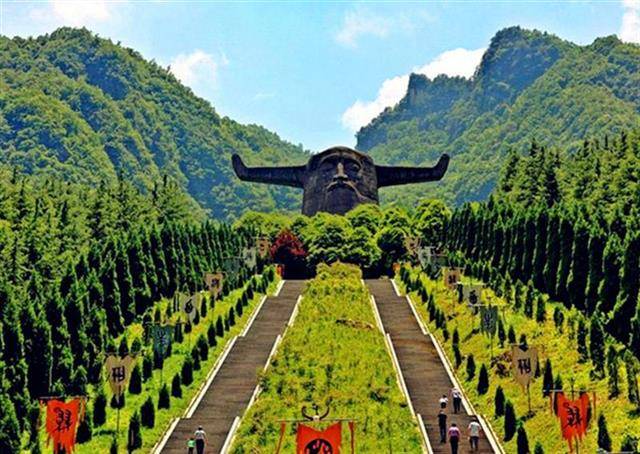 神农架最新动态，自然奇观与生态保护的新篇章揭秘