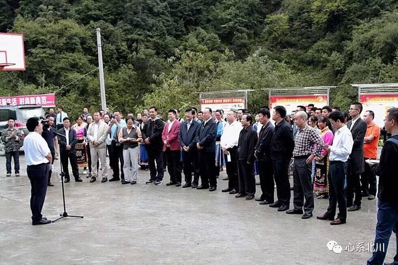 川坪村委会最新领导团队亮相，工作展望与领导成员一览表