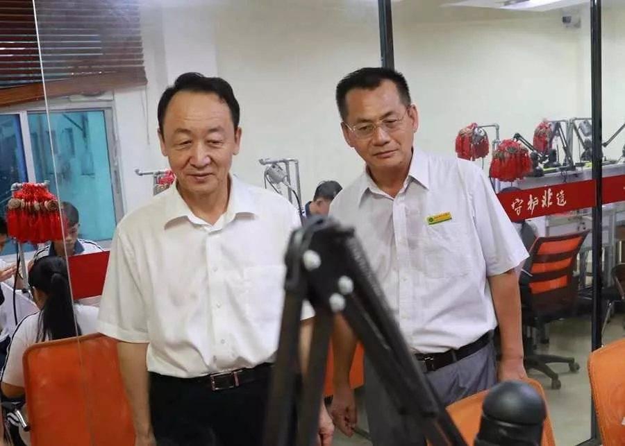 最新框架技术引领软件开发新时代浪潮